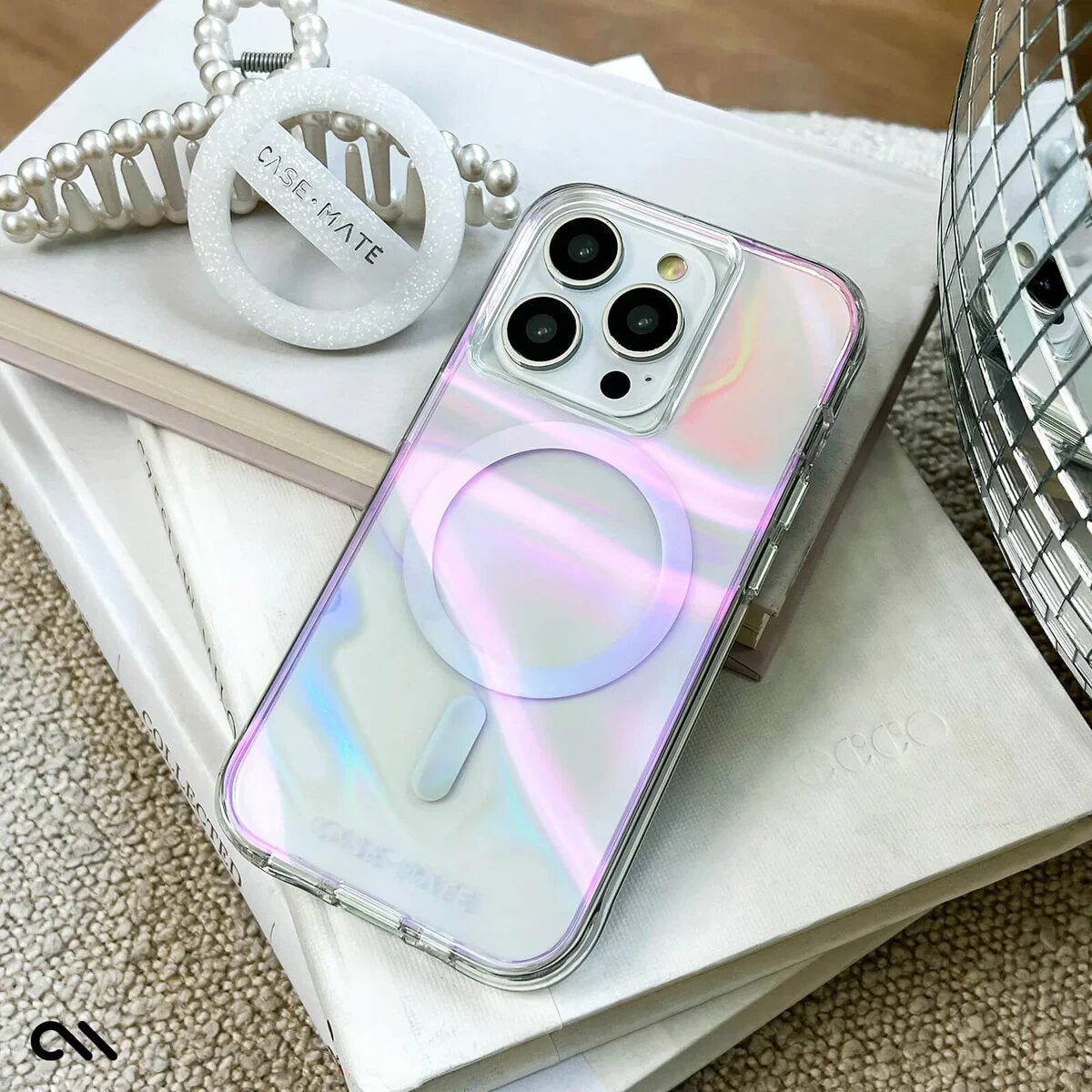 Защитный чехол Case Mate Soap Bubble case, MagSafe - iPhone 15 Pro Max